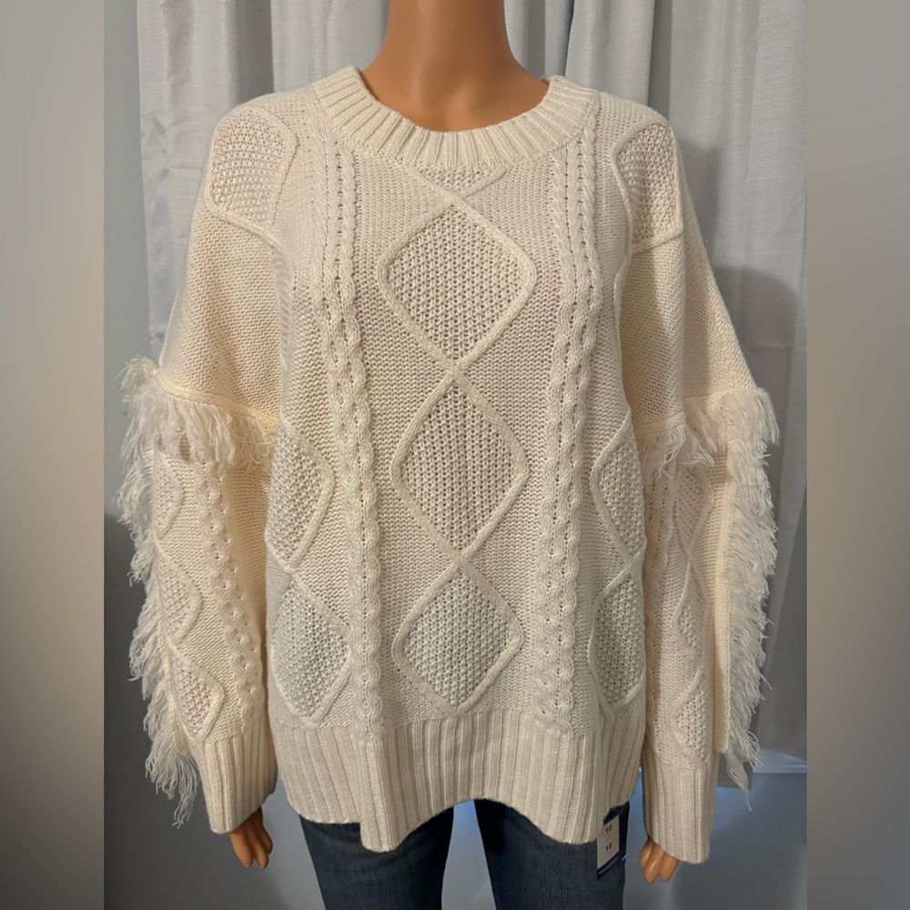 Pretty 52Seven size M cream pullover fringe sleeve sweater NWOT